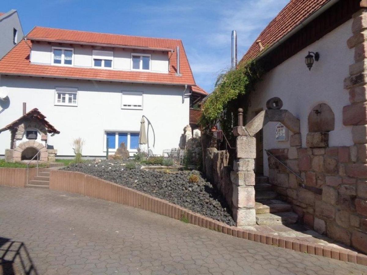 Ferienhaus Zur Kleinen Kneipe Fladungen Exterior foto